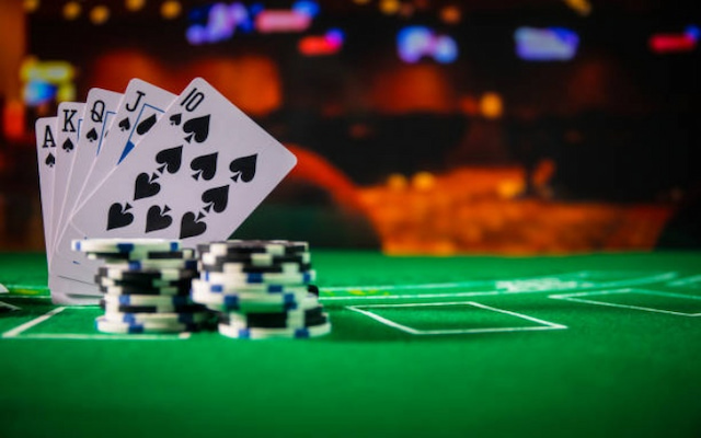 Chơi casino trực tuyến có bị bắt hay không?